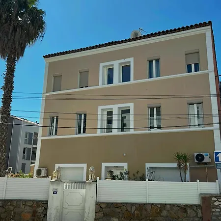 Enzo Paradise Apartment *