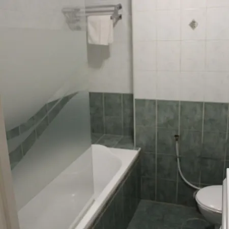 Enzo Paradise Apartmán *